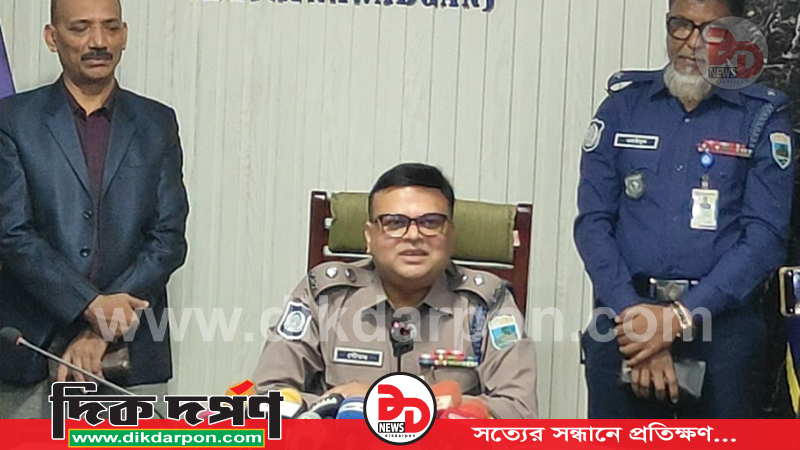 চাঁপাইনবাবগঞ্জে নবাগত পুলিশ সুপারের সাথে সাংবাদিকদের মতবিনিময়