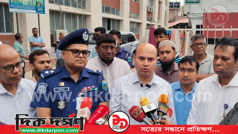 চাঁপাইনবাবগঞ্জে হাম-রুবেলা টিকাদান কর্মসূচির উদ্বোধন