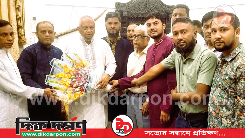 সিলেটে মন্ত্রী আরিফুল হক চৌধুরীকে ফুলেল শুভেচ্ছা