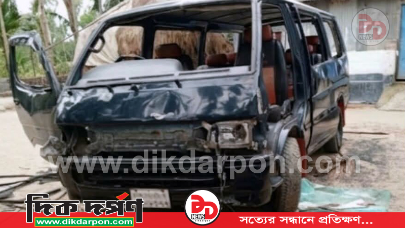 কুড়িগ্রামে সাবেক স্বামীকে নিতে গিয়ে সংঘর্ষ, মাইক্রোবাস ভাঙচুরে আহত-৩